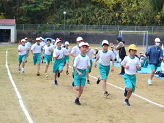 �����̗l�q